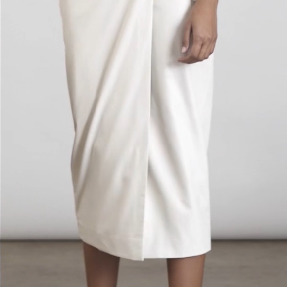 Elizabeth and James Knotted  Faux Leather Skirt - Picture 6 of 8